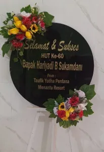 Papan Akrilik Ucapan Ulang Tahun Sepatan Timur
